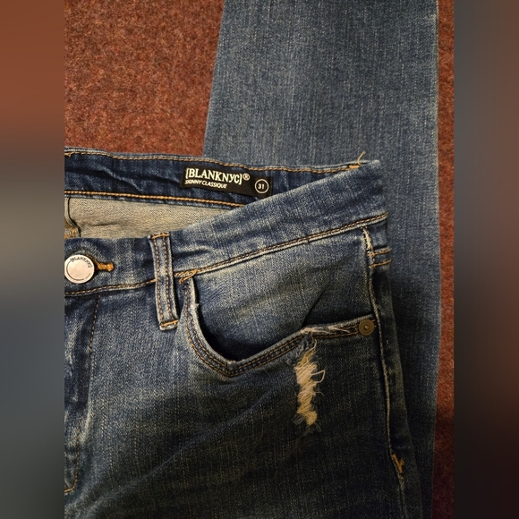 Blank NYC 31X28 Skinny Classique Jean With Raw Hem - Picture 3 of 10